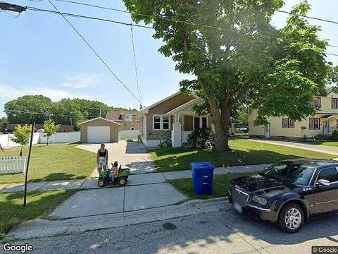 Oak Grove, GREEN BAY, WI 54302