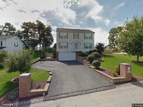 Janyce, GREENSBURG, PA 15601