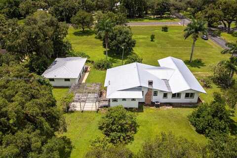 271 N Riverview St, Labelle, FL 33935