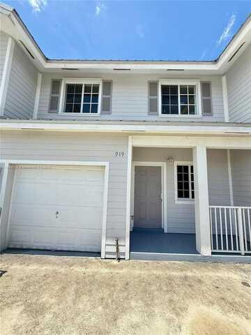 919 SE 16th Ct, Homestead, FL 33034