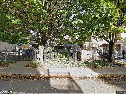 Nw Naito Pkwy, Portland, OR 97209