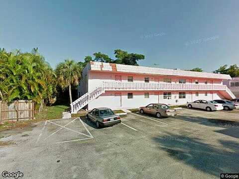 Sabal Palm Mnr, Davie, FL 33024