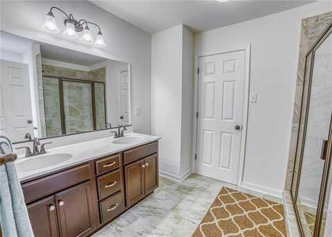 Stingray Point, NEW KENT, VA 23124