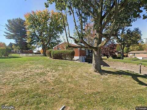 Bloomfield Dr, Hempfield Twp Wml, PA 15601