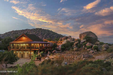 W Fountain Hill Lane, Yarnell, AZ 85362
