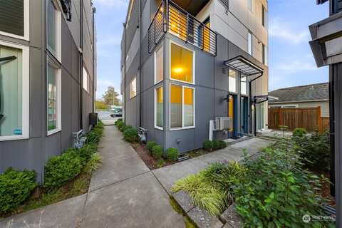 15Th Avenue S, Seattle, WA 98108