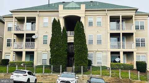 Gardenview Loop, Woodbridge, VA 22191