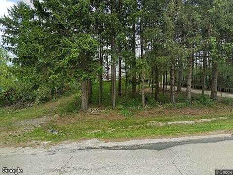 Evergreen, MUKWONAGO, WI 53149