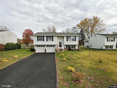 Fosterville Rd, Hempfield Twp Wml, PA 15601