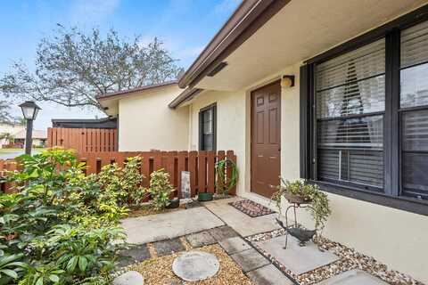 Se Villa Way, Hobe Sound, FL 33455