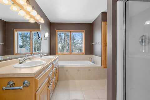 Tielens, LUXEMBURG, WI 54217