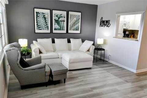 Oakridge R, Deerfield Beach, FL 33442