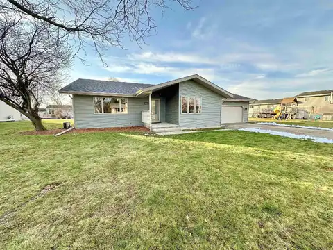 Acorn, LOMIRA, WI 53048