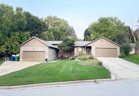 Joan, GREEN BAY, WI 54302