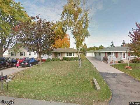 Green, MENASHA, WI 54952