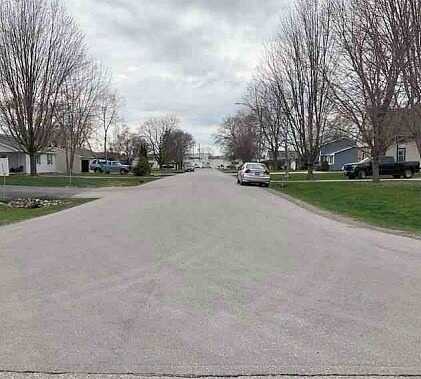 Green, MENASHA, WI 54952