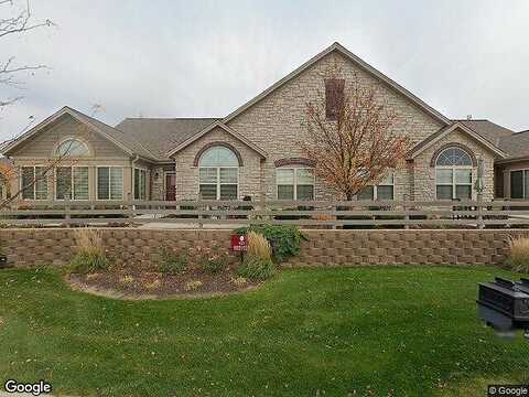 William, PEWAUKEE, WI 53072