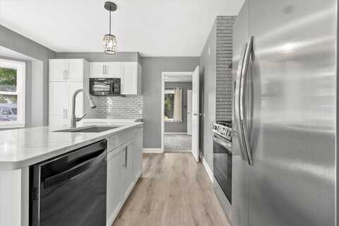 60Th, MILWAUKEE, WI 53223