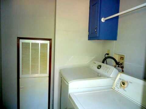 Reedy Creek, FREEMAN, VA 23856