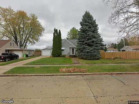 Lawndale, BEAVER DAM, WI 53916