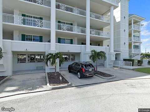 Front Street, Melbourne, FL 32901