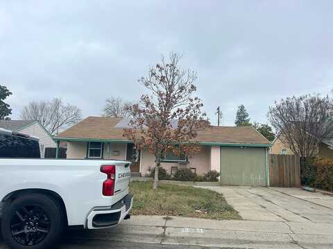 33Rd, SACRAMENTO, CA 95824