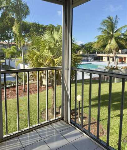 981 Hillcrest Ct, Hollywood, FL 33021