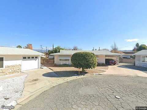 Susan, HEMET, CA 92543