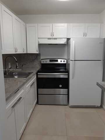 187 Cambridge H, West Palm Beach, FL 33417