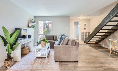 Rhonda, PHOENIX, AZ 85018