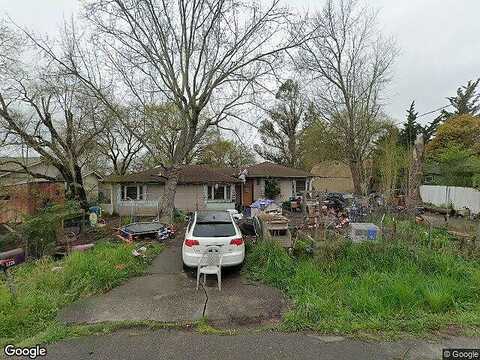 Eva, SANTA ROSA, CA 95407