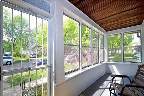 Magnolia, SAINT PAUL, MN 55106