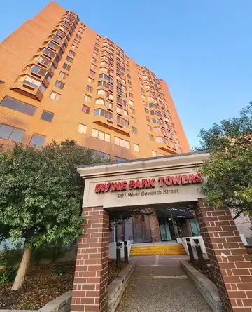 7Th, SAINT PAUL, MN 55102