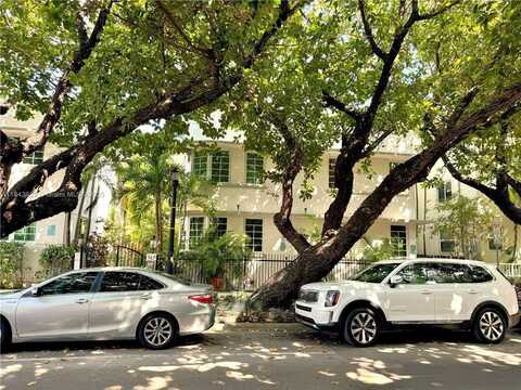 349 Meridian Ave, Miami Beach, FL 33139