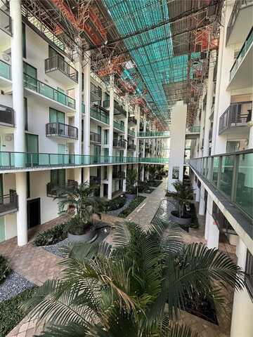 6000 Collins Ave, Miami Beach, FL 33140