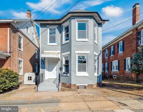 1St, BIRDSBORO, PA 19508