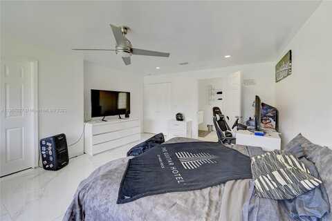 Luray, SOUTHWEST RANCHES, FL 33330