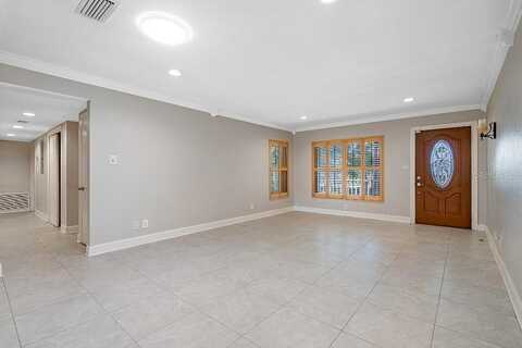 Fontainebleau, TAMPA, FL 33634