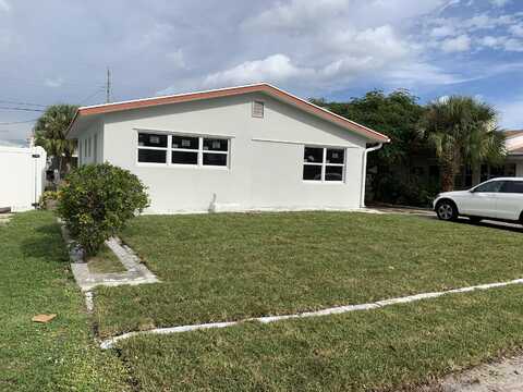23Rd, RIVIERA BEACH, FL 33404