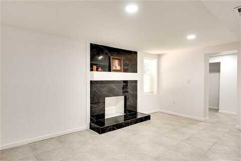 Baker Ridge, ATLANTA, GA 30318