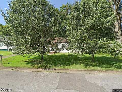 Sherman, HOPEWELL, VA 23860