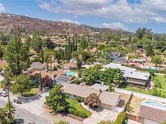 Ida, HEMET, CA 92544