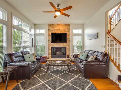 Haines, LORTON, VA 22079