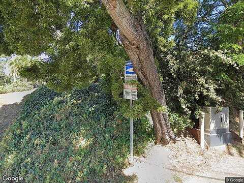 Estates, OAKLAND, CA 94618