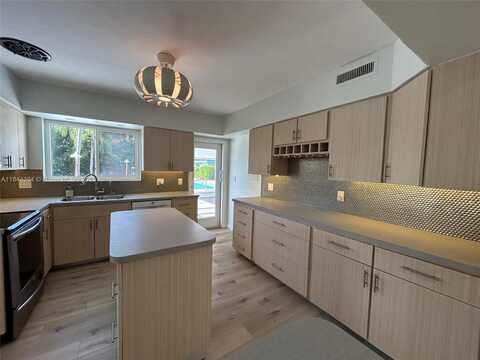 2707 Monroe St, Hollywood, FL 33020