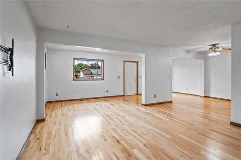 Vera Cruz, MINNEAPOLIS, MN 55422