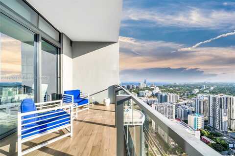 88 SW 7th St, Miami, FL 33130