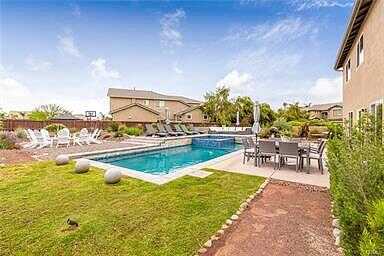 Caseros, SAN JACINTO, CA 92582