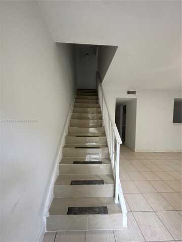 undefined, Miami, FL 33161
