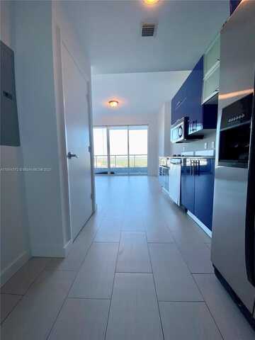 60 SW 13th St, Miami, FL 33130